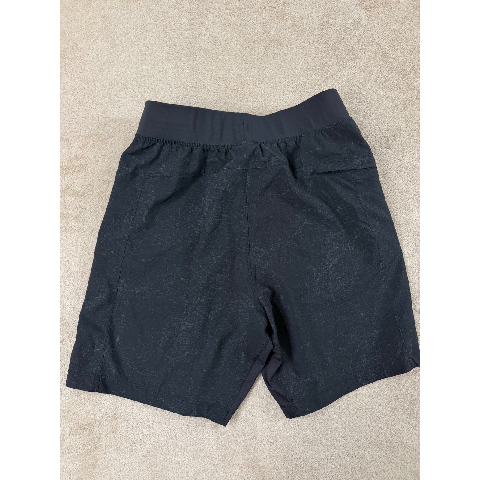 Alphalete Athletics Training Shorts Men's S Black Acid Wash Zipper Pockets Euc — image 6 of 8